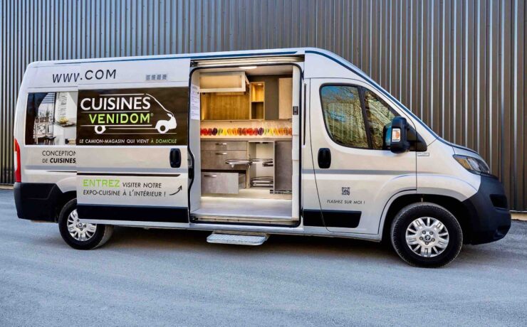 Le développement géographique de la bannière spécialisée affiche une bonne progression, puisque le réseau a accueilli 8 nouveaux franchisés en 2022 et continue de renforcer activement son maillage de l’Hexagone.