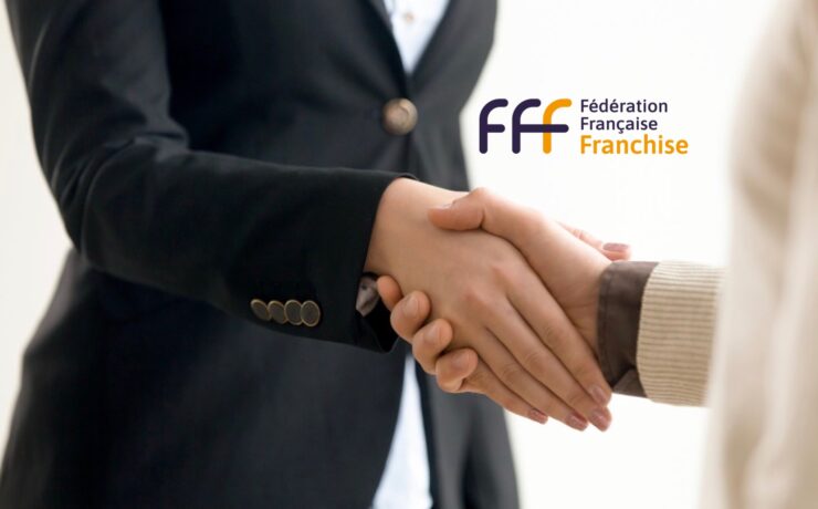 Les chiffres clés de la franchise à retenir pour 2022 : 1 972 réseaux de franchise (+0,36 % par rapport à 2021) ; 84 497 points de vente franchisés (+6,8 %) ; 76,6 milliards d’euros de chiffre d’affaires global (+11,4 %) ; 828 178 emplois directs et indirects (+4,12 %).