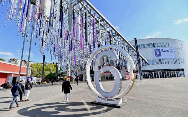 Salon parisien de l'immobilier commercial, reconnu par tous les acteurs français et européens du retail et des espaces commerciaux, le Siec place son édition 2023 sous le signe du retour du commerce post-Covid : « Retail is back ! » (“Le commerce est de retour !”).