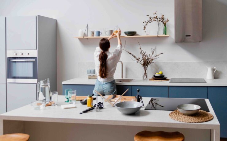 Comme annoncé en début d’année, la CNEF vient de publier la première édition d’une synthèse du marché de la cuisine, baptisée “Infos Cuisine 2023”, restituée et distribuée aux adhérents de la confédération le 12 juillet dernier.