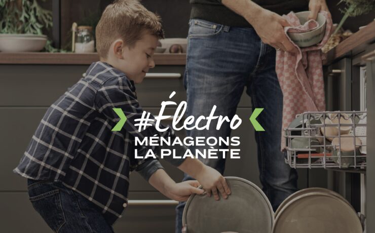 Dans le cadre de cet engagement, Ixina forme dès aujourd’hui son réseau (franchisés et concepteurs-vendeurs) à un accompagnement raisonné des clients dans leurs projets de cuisine, afin de leur proposer des produits qui s’inscrivent dans un objectif d’accessibilité responsable et durable.