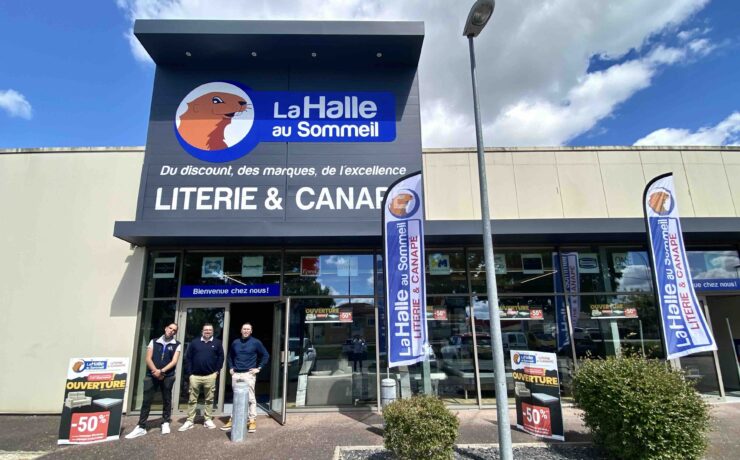 La bannière spécialiste du sommeil et du confort flotte désormais sur les communes de Marmande (47) et Châteaudun (28), avec respectivement 500 m2 et 400 m2 de surface de vente. Soit cinq ouvertures au compteur depuis le début de l’année pour l’enseigne à la marmotte.