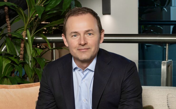 Le groupe Fournier crée une “Direction de l’Expansion” unique pour ses enseignes Hygena, Mobalpa, Perene et SoCoo’c et en confie la responsabilité à Arnaud Allantaz. L’objectif affiché est d’ouvrir 200 magasins supplémentaires pour dépasser les 750 points de vente dans le monde d’ici 2030, avec un renforcement du maillage en France et à l’international, notamment en Espagne et en Belgique.