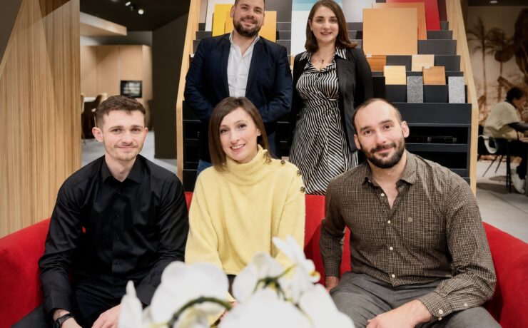Après plus de quinze années passées au sein du réseau Cuisine Plus, dont plusieurs à la direction du magasin de Besançon (25), Mickaël Diaz en devient le franchisé à la faveur de la reprise du point de vente, ouvert en 2004. Cette transmission s'inscrit dans la continuité, tandis que le nouveau dirigeant entend notamment développer la clientèle du magasin et renforcer son activité BtoB.
